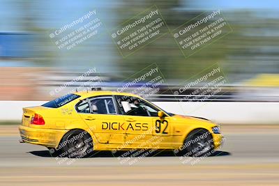 media/Sep-29-2024-24 Hours of Lemons (Sun) [[6a7c256ce3]]/StartFinish (245p-330p)/